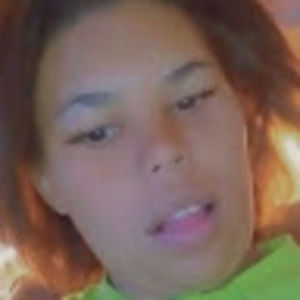 Meet your Posher, Harmony